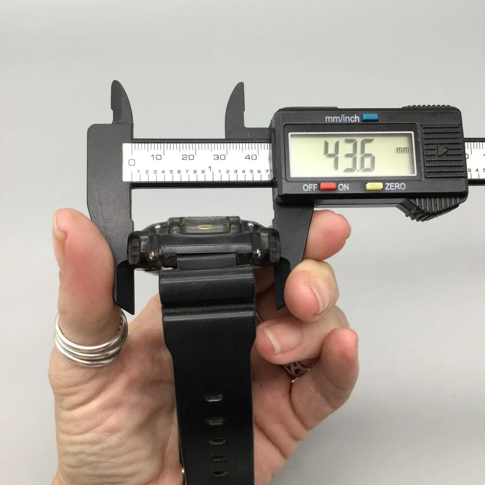 Casio G-Shock DW-9025 Mens Watch 44mm Gray Digital Black Resin Sport New Battery